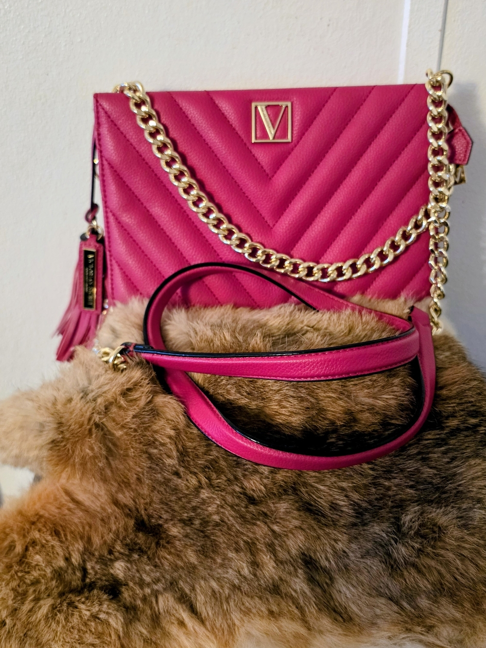 Victoria's Secret Hot Pink Quilted Crossbody with Gold Chain